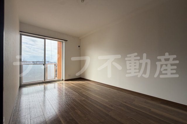 アーク八戸ノ里の居間・リビング