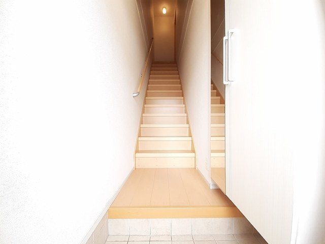 グランディオスⅠの玄関|きれいな玄関です