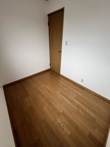 醍醐店舗付住居の洋室|3F