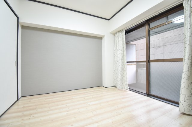 パシフィック花園町の居間・リビング
