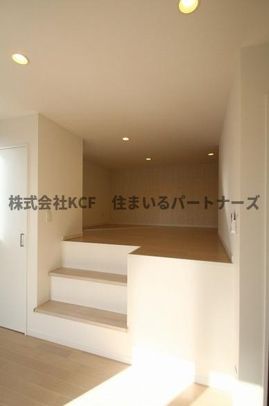 CB鳥栖シエントの内装|明るい色調の室内です