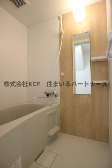 CB鳥栖フェリーチェの浴室|落ち着いた空間のお風呂です
