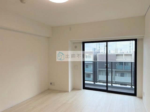 THE　PLACE　KOMAGOMEの居間・リビング
