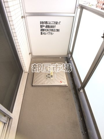 パークウェル三ノ輪駅前のバルコニー