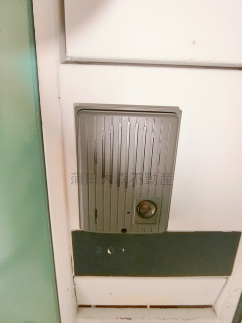 ウイングコート池上の玄関
