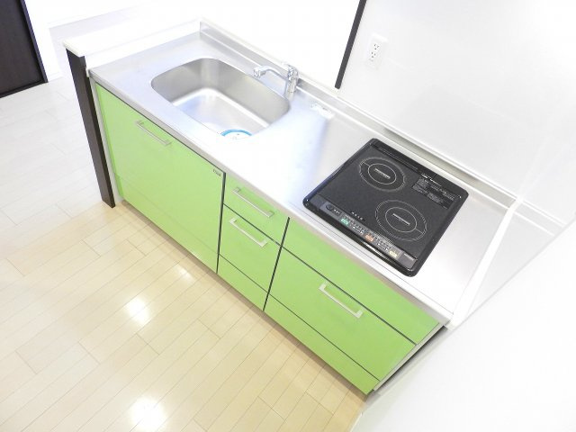 BRAVI南堀江のキッチン