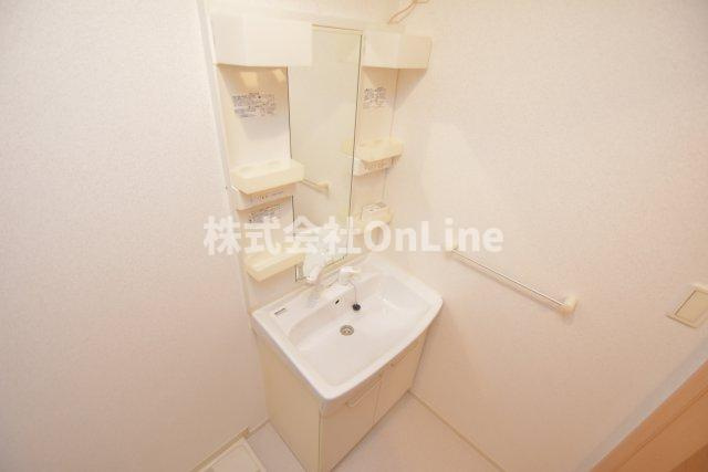 優和館の独立洗面台