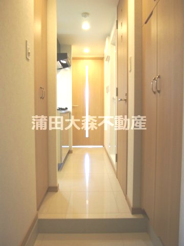 ルーブル羽田萩中の玄関