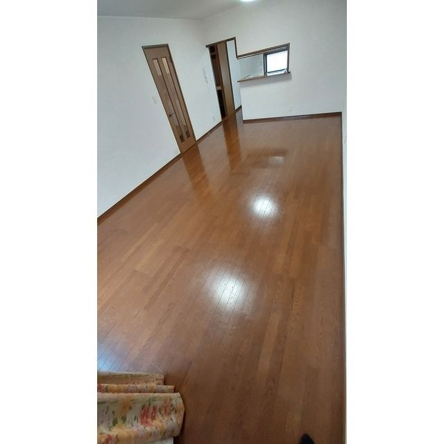 寝屋川市寿町戸建の居間・リビング