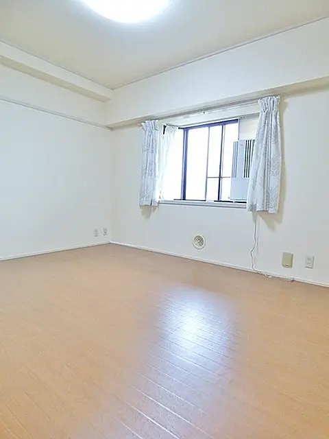 芦屋市緑町の賃貸マンションの居間・リビング