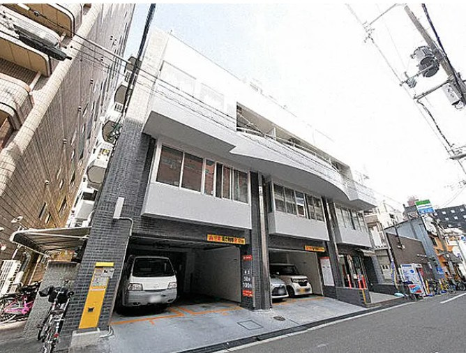 ブロンズパレス　南小学校区の画像