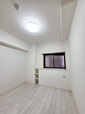 アステージ大手町の洋室|全居室収納スペース有、お部屋が広く綺麗に使えます