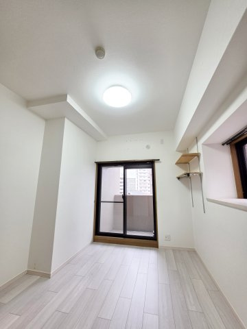 アステージ大手町の洋室|全居室収納スペース有、お部屋が広く綺麗に使えます