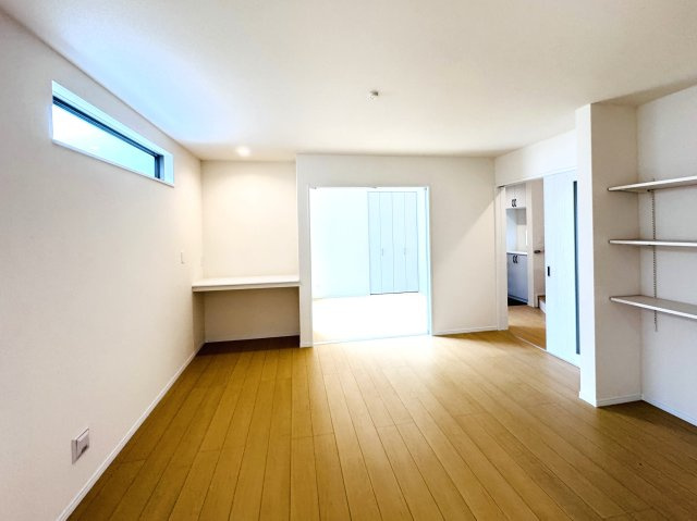 柏市藤心１丁目新築戸建の居間・リビング|17.12帖リビングダイニングキッチン