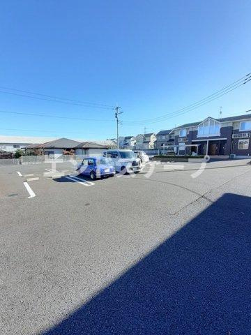 コンフォート　古屋　Ｃの駐車場|高崎、前橋のお部屋探しはエンドスケープまで！お客様の理想お聞かせ下さい♪
