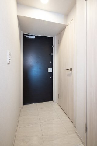 スカイグランデ津田沼の玄関|収納もある玄関です