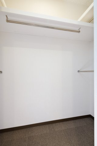 フィシオ飯田橋の収納|便利な収納スペースです
