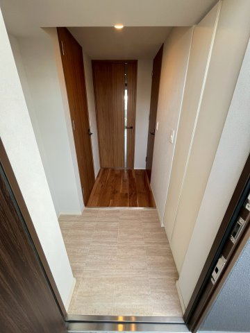 クレヴィスタ名古屋上前津の玄関|シンプルで使いやすい玄関です