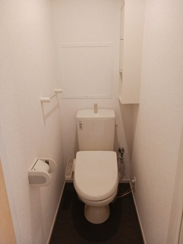 ムーンダスト・ガーデンのトイレ|ゆったりとした空間のトイレです