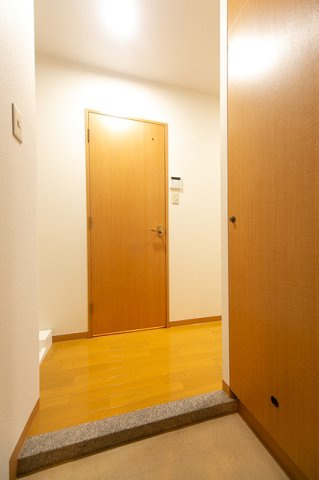 エスペラル池袋の玄関|※写真は同タイプ住戸です。