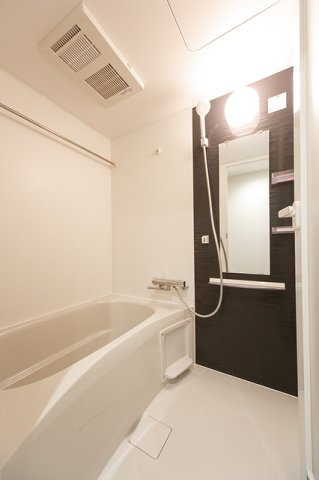 Ｄ．Ｌｕｓｓｏ小石川の浴室|※写真は同タイプ住戸です。