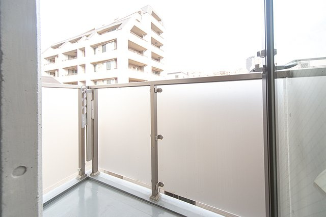 Ｄ．Ｌｕｓｓｏ小石川のバルコニー|※写真は同タイプ住戸です。