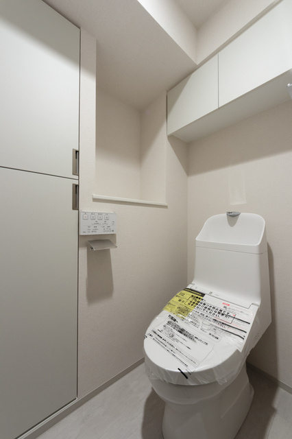 パークアクシス横浜伊勢佐木町通りのトイレ|ゆったりとした空間のトイレです