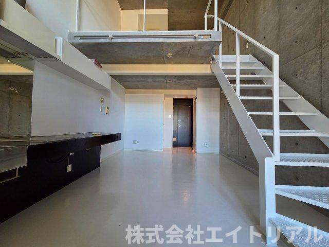 Y’s GARDENの内装