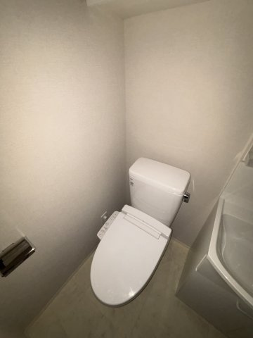 GENOVIA南千住Ⅸskygardenのトイレ|コンパクトで使いやすいトイレです