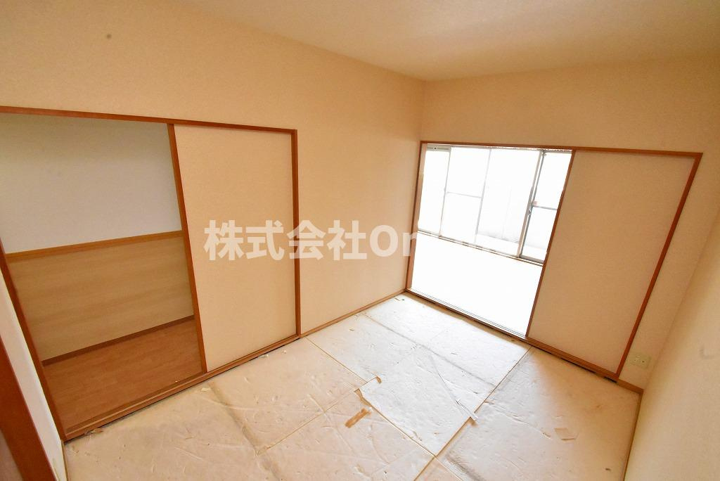コンフォール東花園の和室