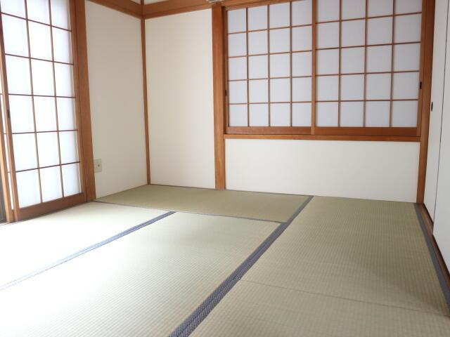 宇都宮市越戸２丁目　4LDK　中古住宅の和室