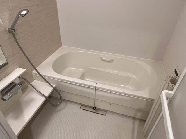 メープルコートの浴室|同建物別室参考写真