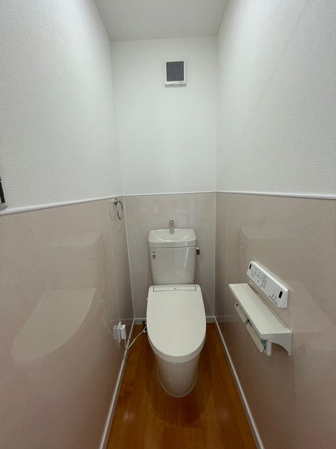 クラシア諏訪野のトイレ|シンプルで使いやすいトイレです