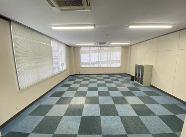 大津市におの浜３丁目の事務所の内装