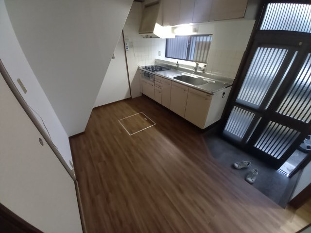 【居間・リビング】 | 淀の原町貸戸建