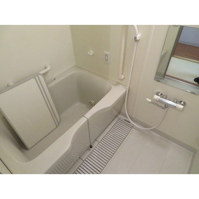 【浴室】 | エコタワーバオバブ | コンパクトで使いやすいお風呂です