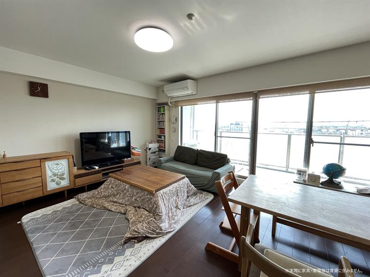 サンシティ豊田十塚の居間・リビング|ゆったり過ごせる居間です
