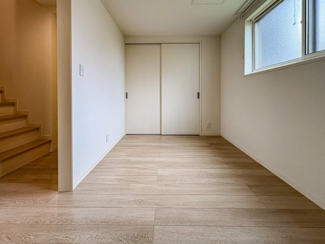 BLOOM COURTの寝室|落ち着いた色調の寝室です