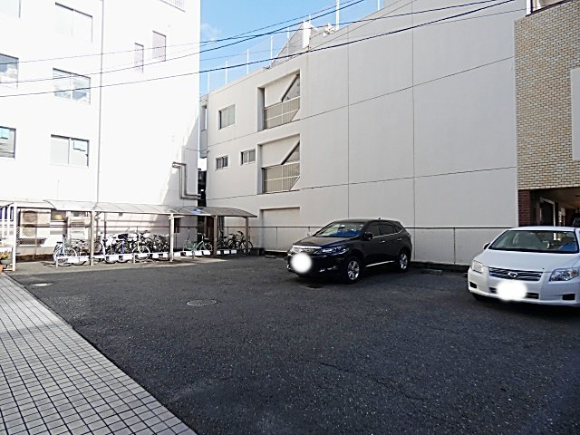 扶桑ハイツ１の駐車場|駐車場があります