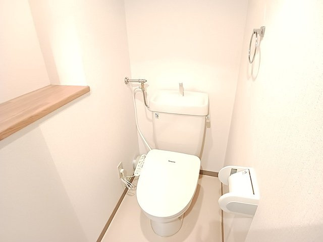パレ麻生のトイレ|落ち着いたトイレです