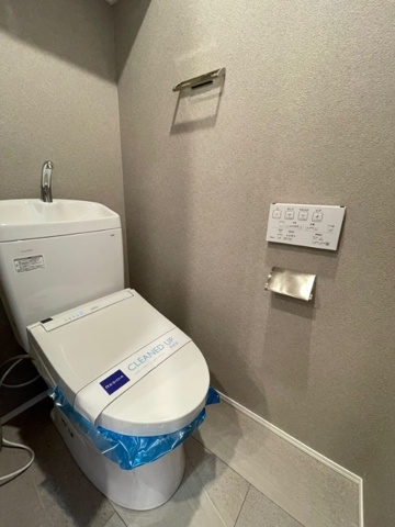 新品家具付きマンション蔵前5（KaGood東京）のトイレ|シンプルで使いやすいトイレです