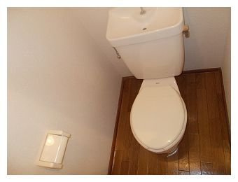 エルディム初音Ⅰのトイレ|清潔感のあるトイレです