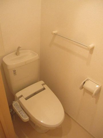 アルフ　ヘイムのトイレ|ゆったりとした空間のトイレです