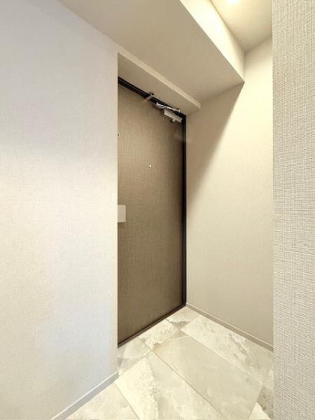 ルネサンス赤坂プレミアムコートの玄関