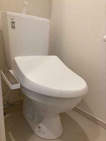 リブリ・若草のトイレ|コンパクトで使いやすいトイレです