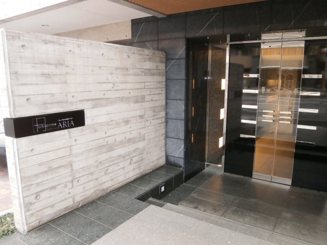 フュージョナル本所アーリアのエントランス|清潔なエントランスです