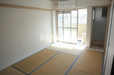 【居間・リビング】 | 【仲介手数料0円】ビレッジハウス瀬田1号棟 | こちらの居間で趣味の時間をお楽しみください