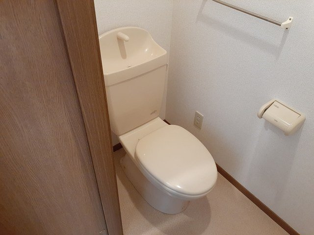 メゾンマルベリー　Ｂ棟のトイレ