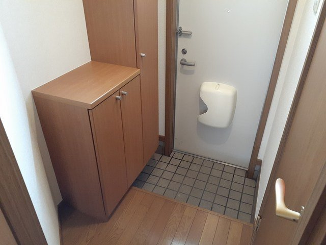 メゾンマルベリー　Ｂ棟の玄関