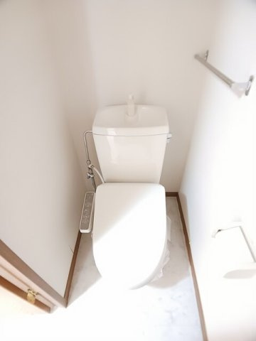 ヴィラ・ステイサイドＡのトイレ|落ち着いたトイレです